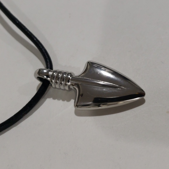 Polished Silver Arrowhead Pendant Necklace – Sleek Statement on Black Cord, 20" - Picture 5 of 9